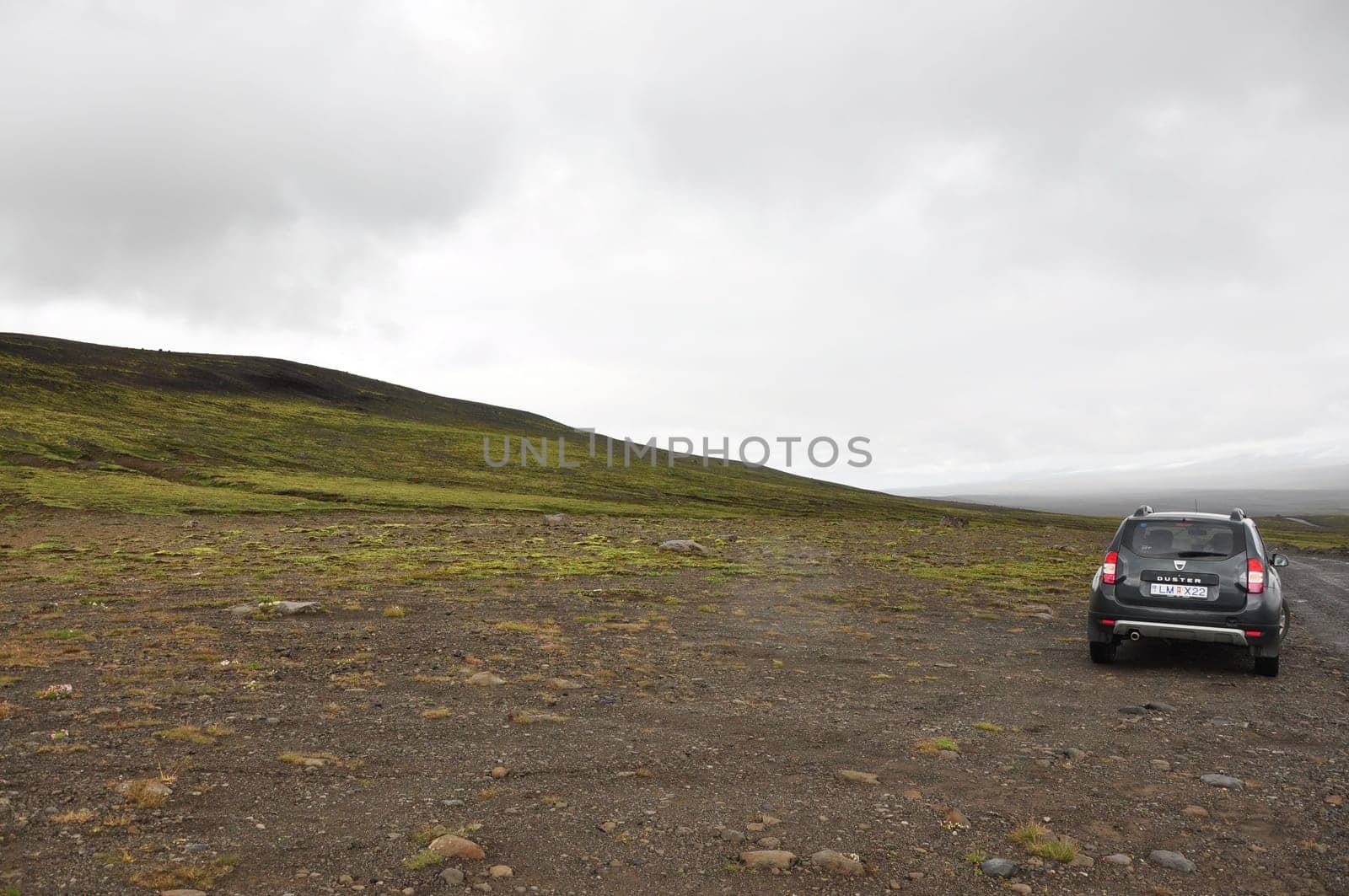 Gray Dacia Duster on one of Iceland's F-roads