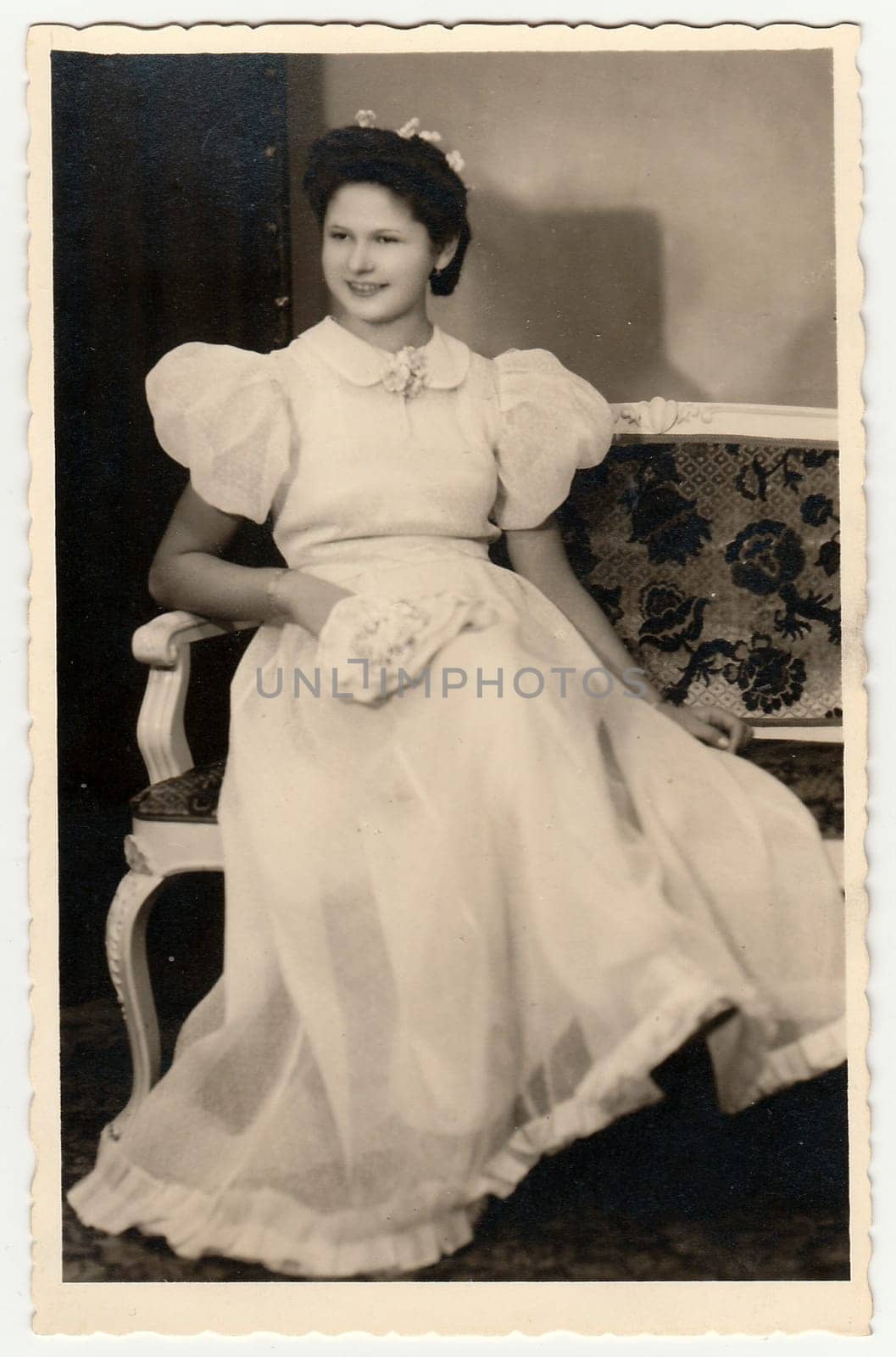 ZABREH NAD ODROU, THE CZECHOSLOVAK REPUBLIC - FEBRUARY 11, 1939: Vintage photo of bride