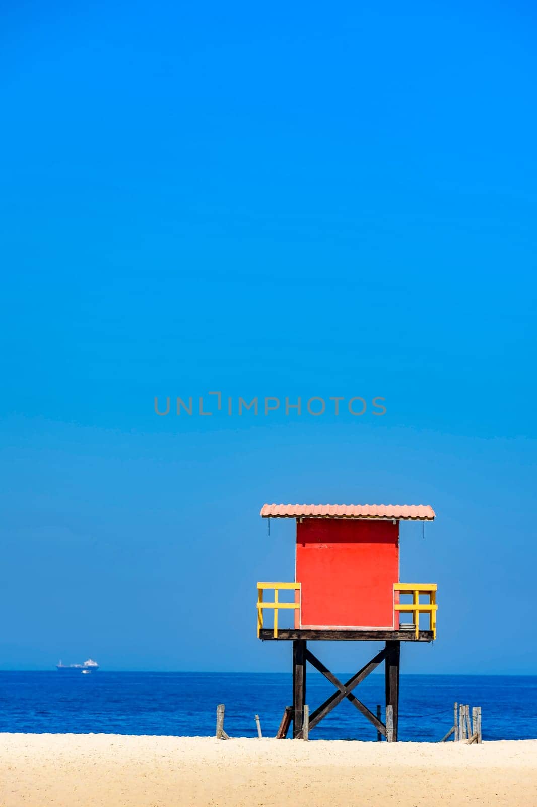 Rescue cabin on Copacabana beach on a sunny day by Fred_Pinheiro