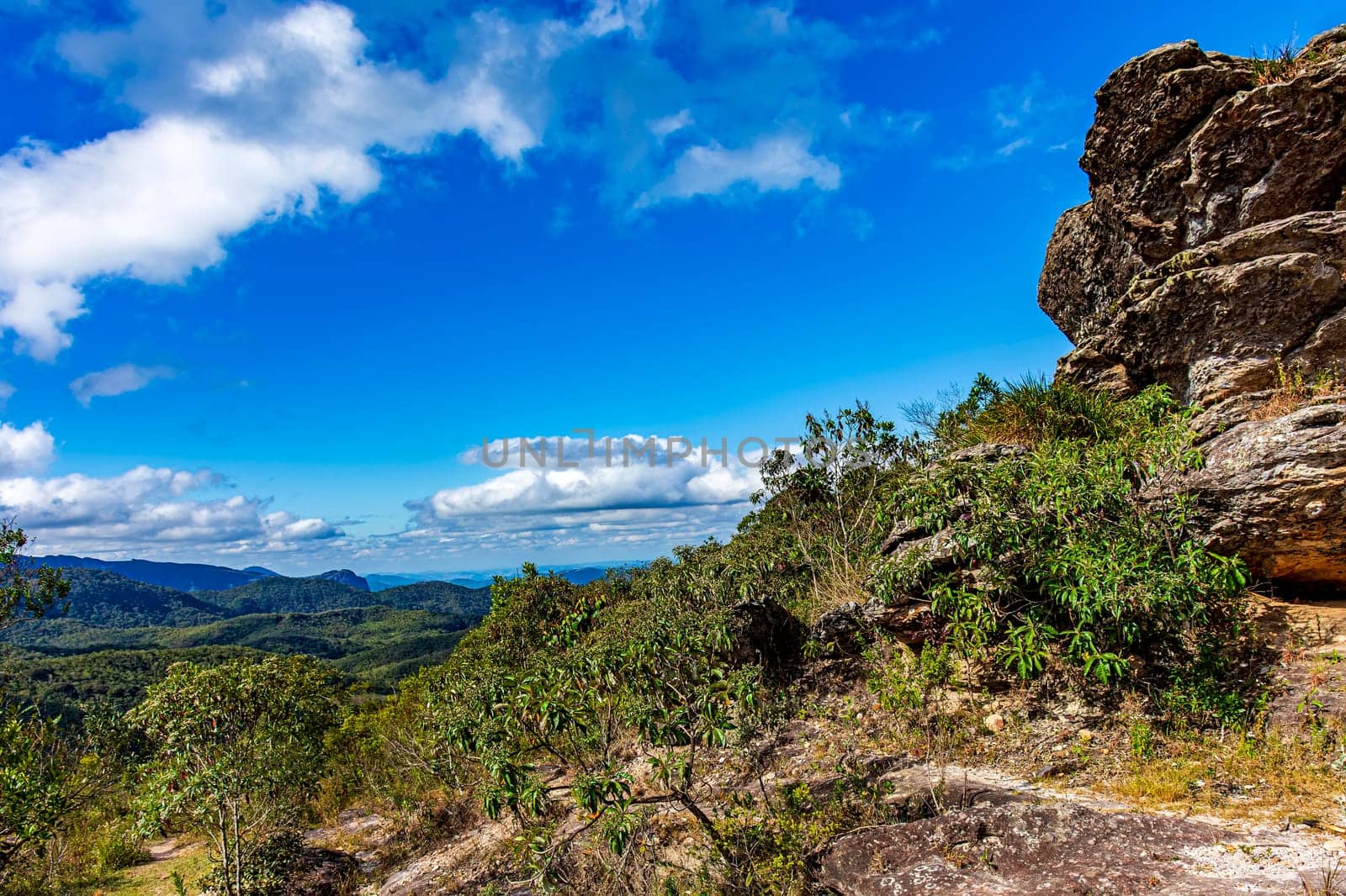 Mountain range with their rocks and vegetation by Fred_Pinheiro