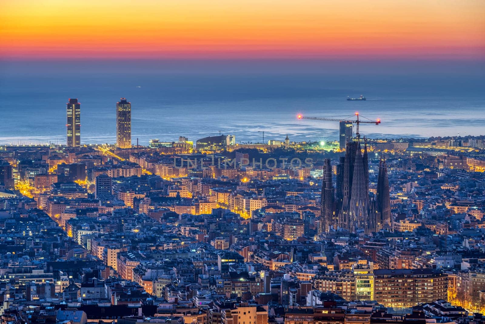 The skyline of Barcelona with the famous Sagrada Familia by elxeneize