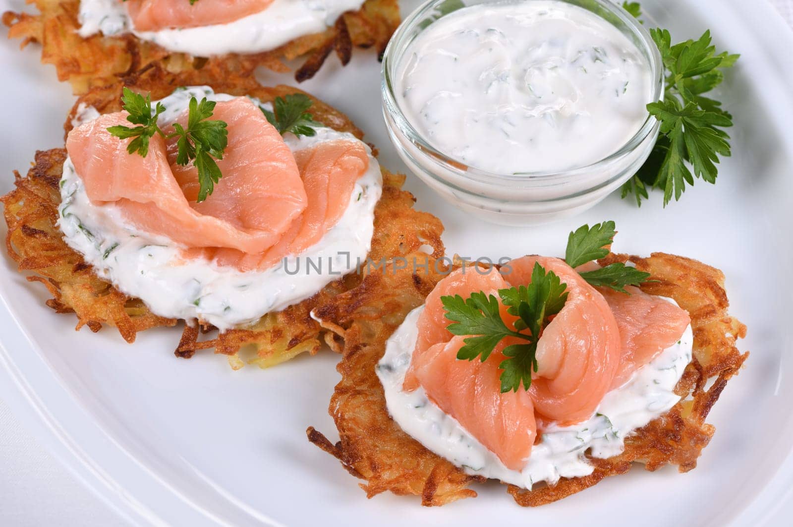 Potato  fritters with salmon by Apolonia