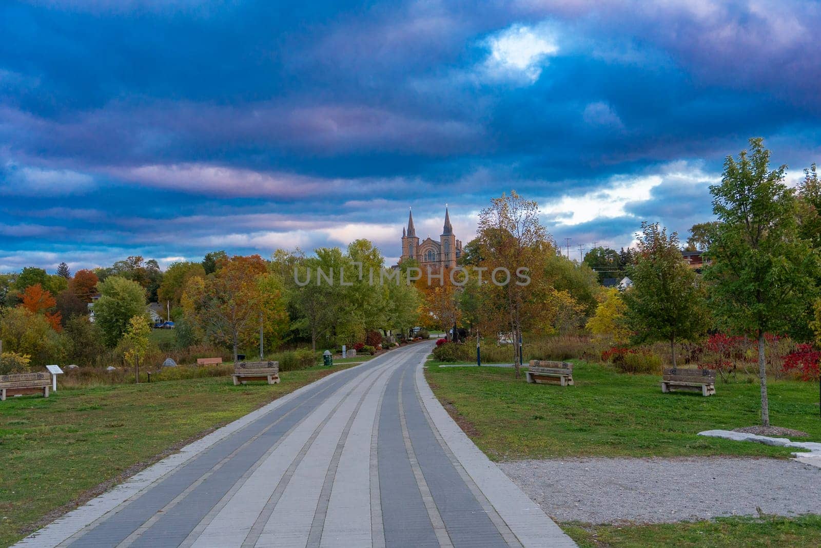 Road to the Church through the city park by ben44