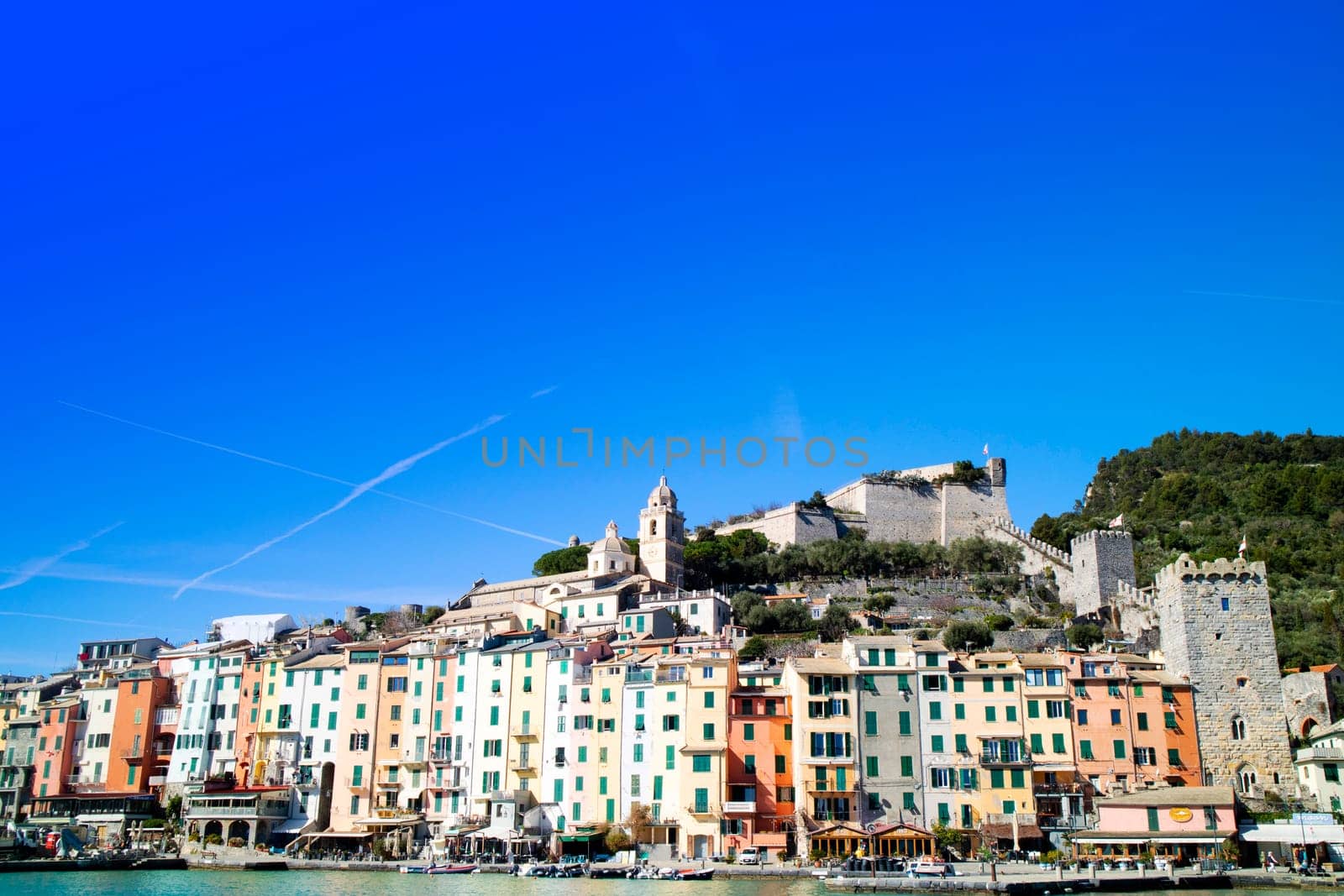 Photographic view of the colorful village of Portovenere by fotografiche.eu