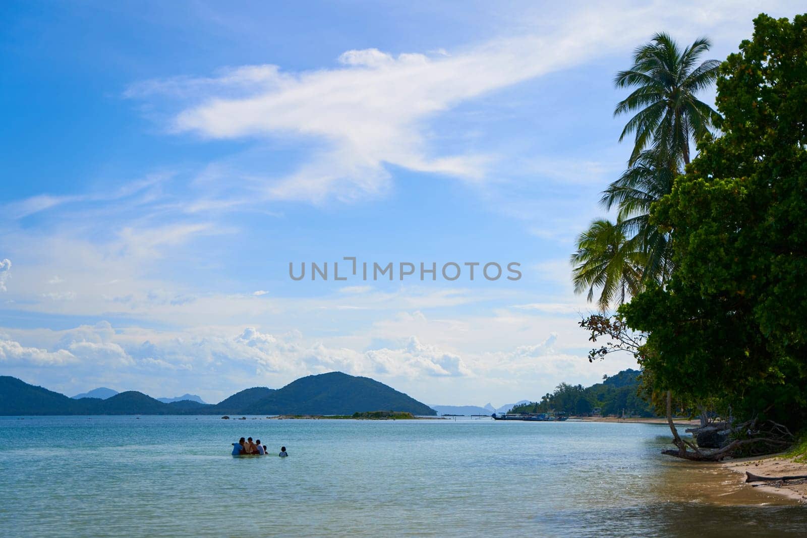A bay with turquoise sea water on the Thai island of Samui.