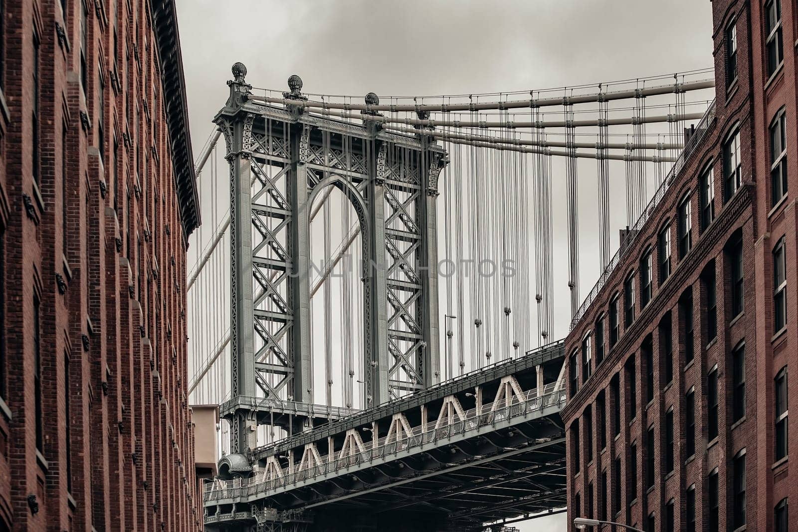  Manhattan Bridge in New York City in USA by f11photo