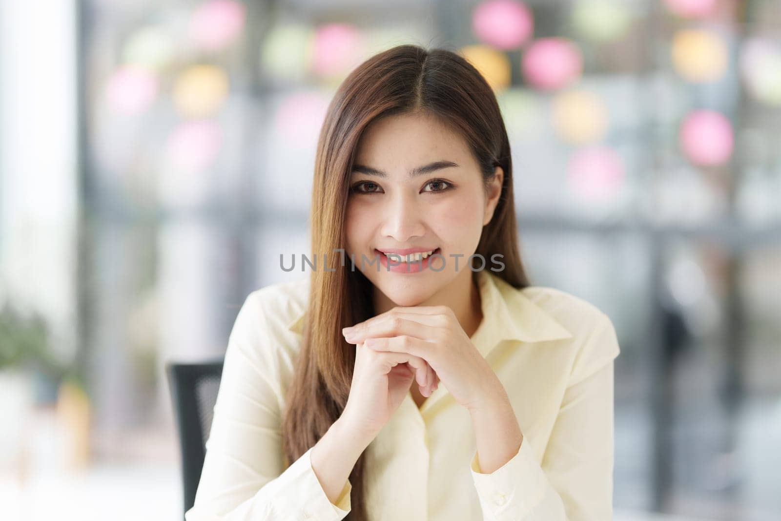 Smiling of cheerful beautiful pretty business asian woman.