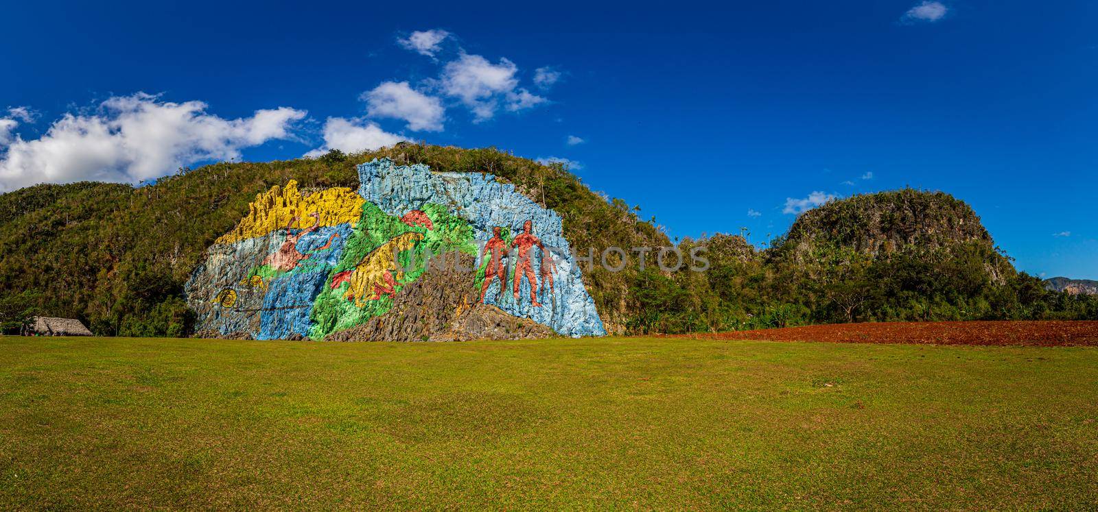 Mural de la Prehistoria Cuba by gepeng