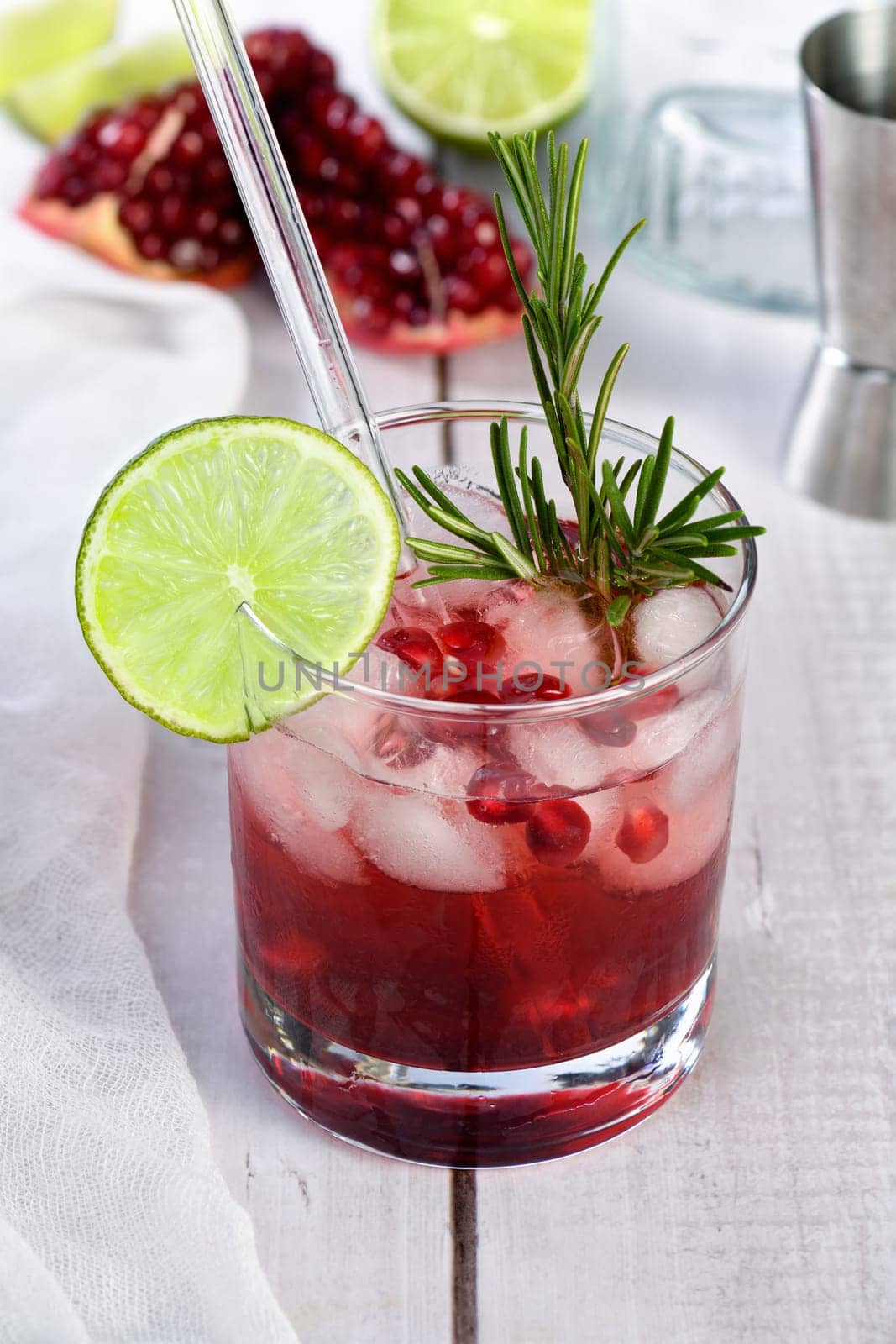 Festive note of the classic Pomegranate Paloma cocktail by Apolonia