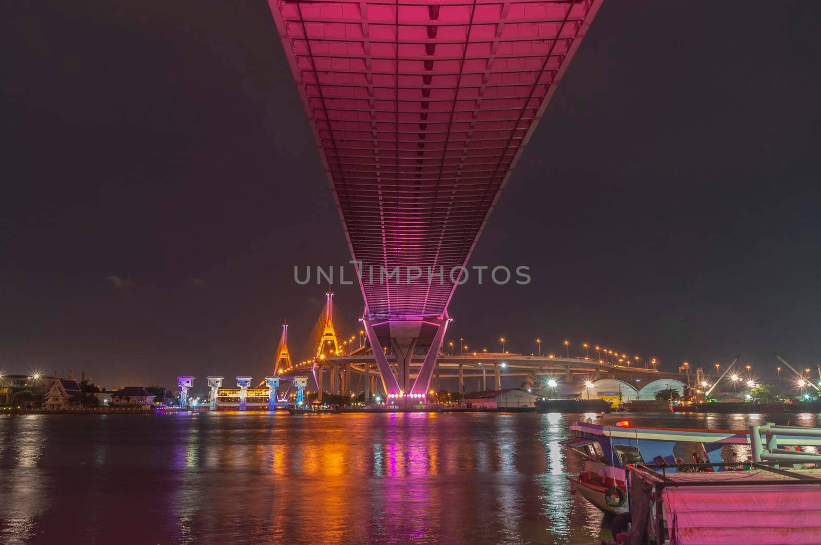 Bhumibol Bridge, Chao Phraya River Bridge. Turn on the lights in many colors at night.