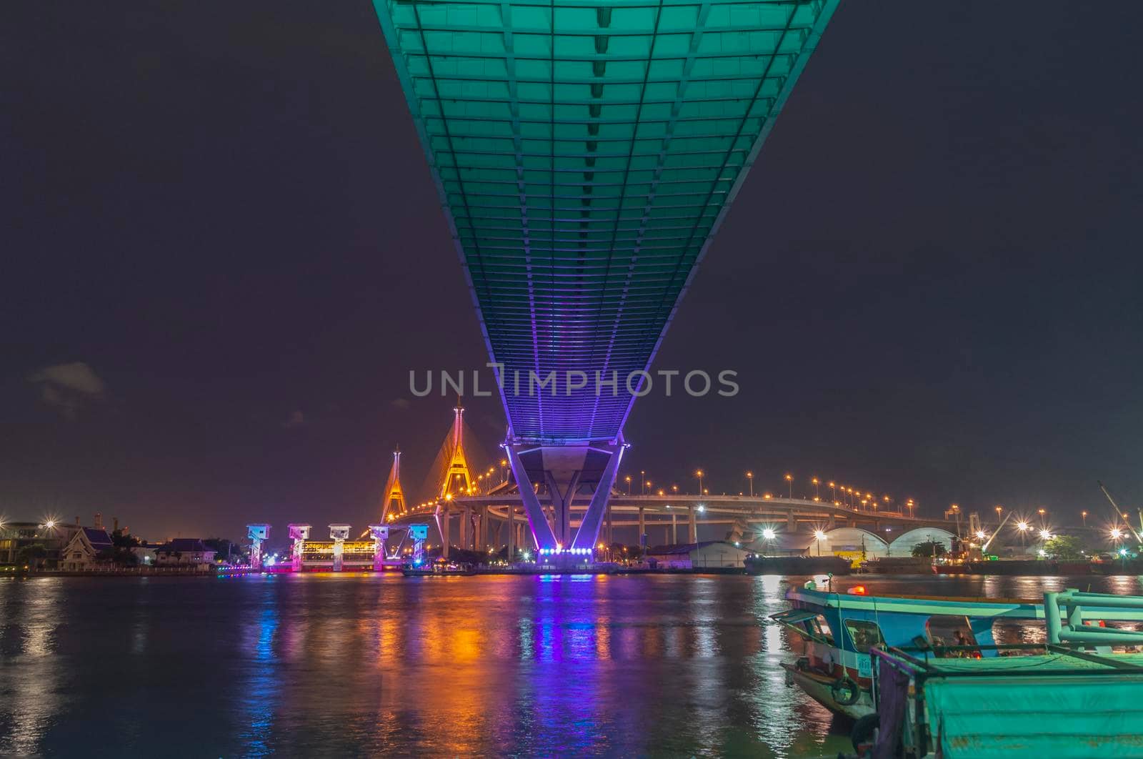 Bhumibol Bridge, Chao Phraya River Bridge. Turn on the lights in many colors at night.