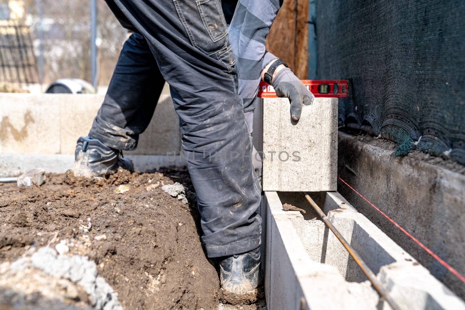 building the foundation of a house from a lost formwork.