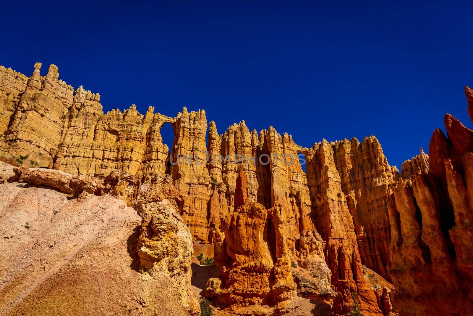 Wall of Windows in Bryce Amphitheater by gepeng