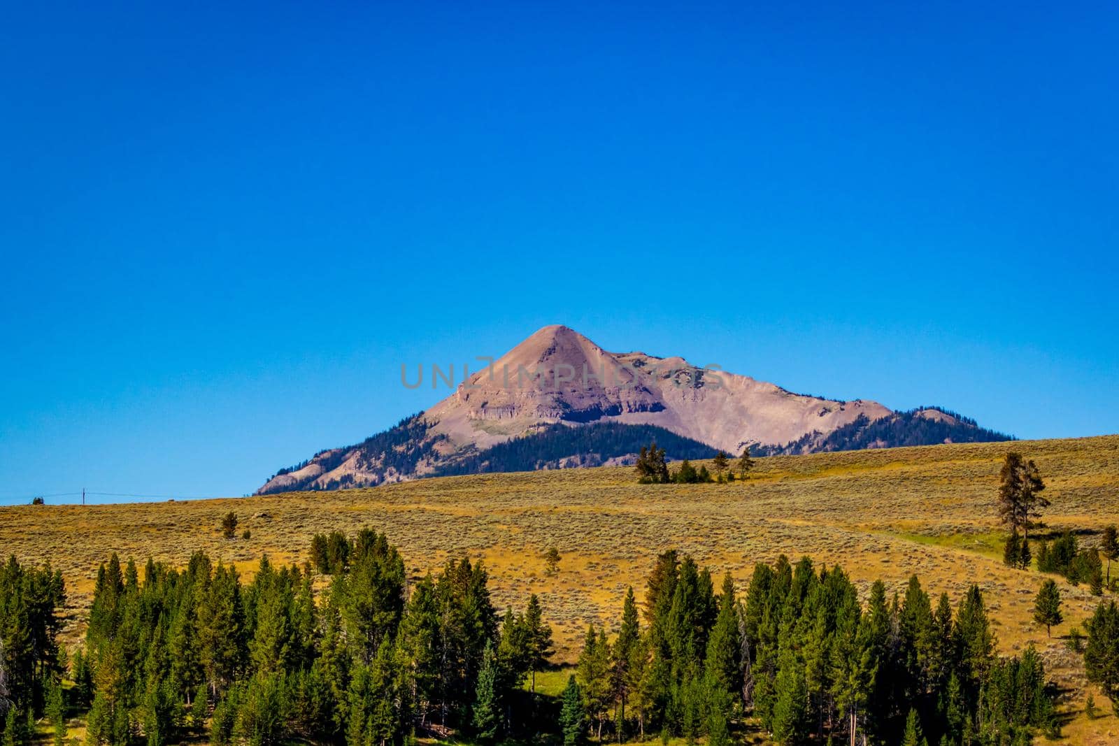 Antler Peak in Gallatin Range by gepeng