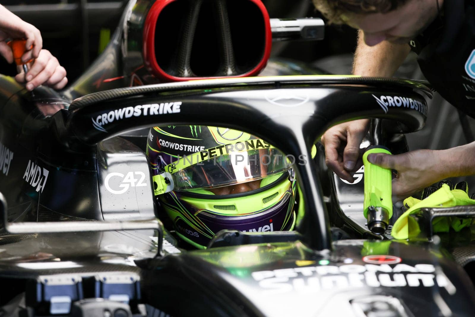 MELBOURNE, AUSTRALIA - MARCH 31: Lewis Hamilton of Great Britain drives the Mercedes AMG Petronas F1 Team W13 during practice in the 2023 Australian Grand Prix at Albert Park in Melbourne, Australia