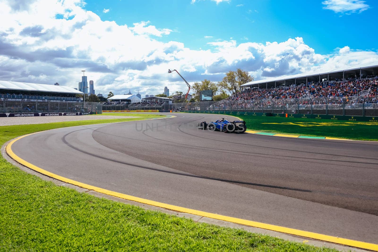 MELBOURNE, AUSTRALIA - MARCH 31: Logan Sargeant of the United States drives the Williams FW44 Mercedes during practice in the 2023 Australian Grand Prix at Albert Park in Melbourne, Australia