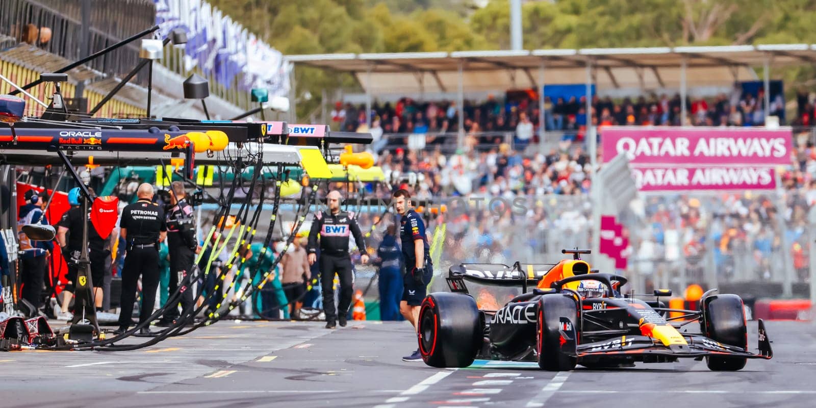 MELBOURNE, AUSTRALIA - APRIL 01: Max Verstappen of the Netherlands drives the Oracle Red Bull Racing RB19 during qualifying at the 2023 Australian Grand Prix at Albert Park in Melbourne, Australia