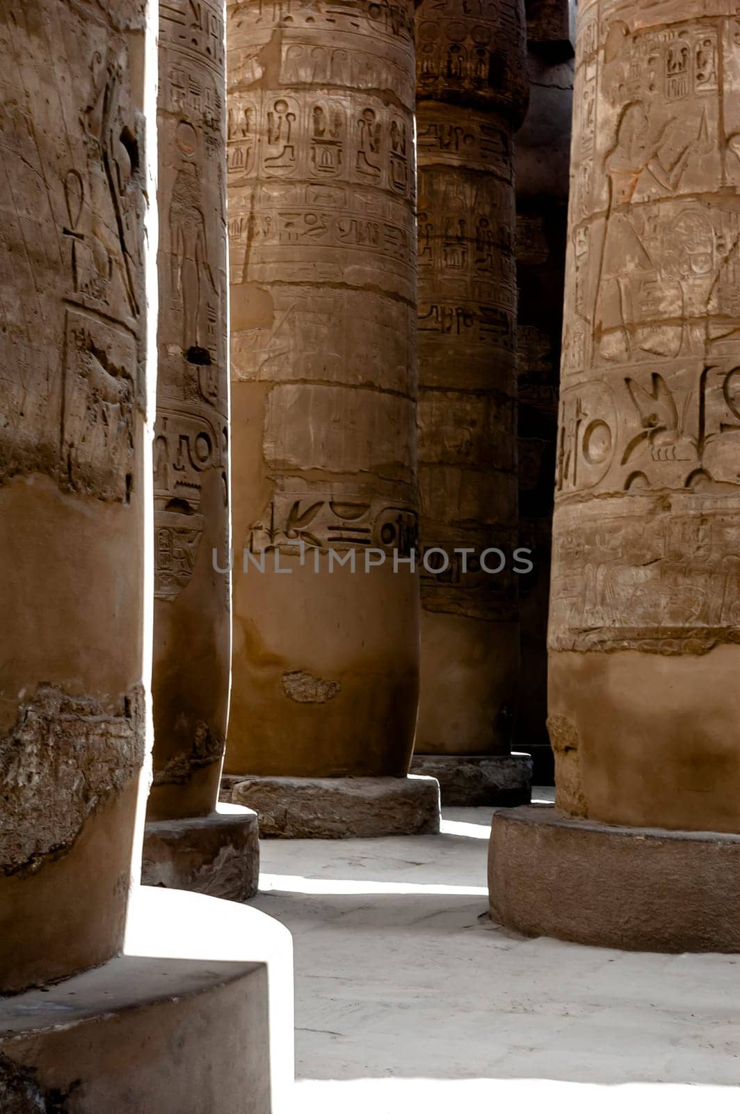 Amon temple in Karnak by Giamplume