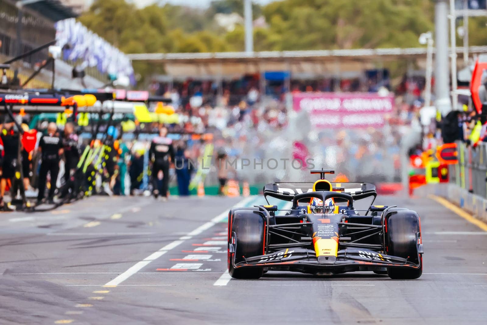 MELBOURNE, AUSTRALIA - APRIL 01: Max Verstappen of the Netherlands drives the Oracle Red Bull Racing RB19 during qualifying at the 2023 Australian Grand Prix at Albert Park in Melbourne, Australia