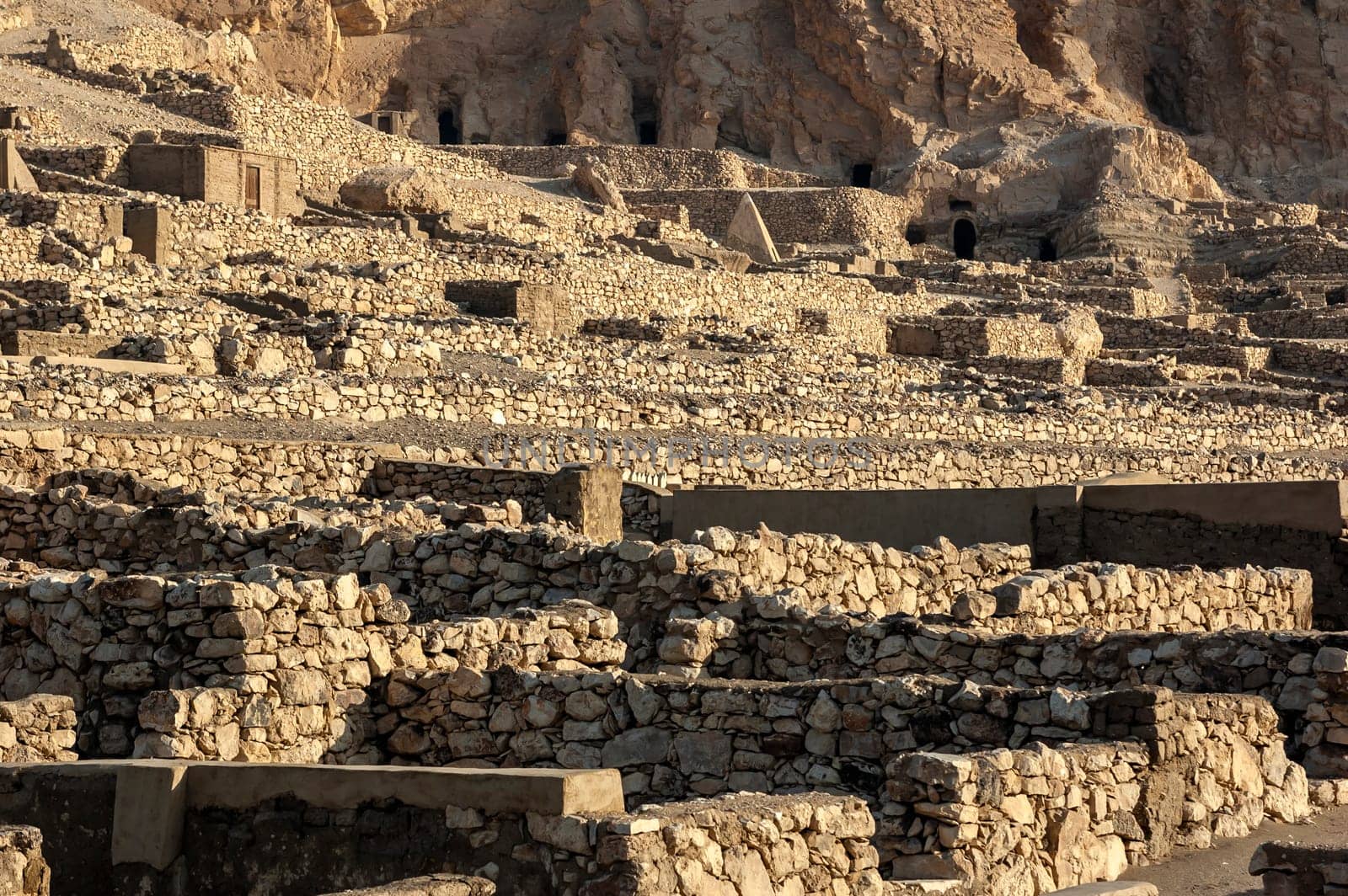 05232The archaeological site of Deir el Medina by Giamplume