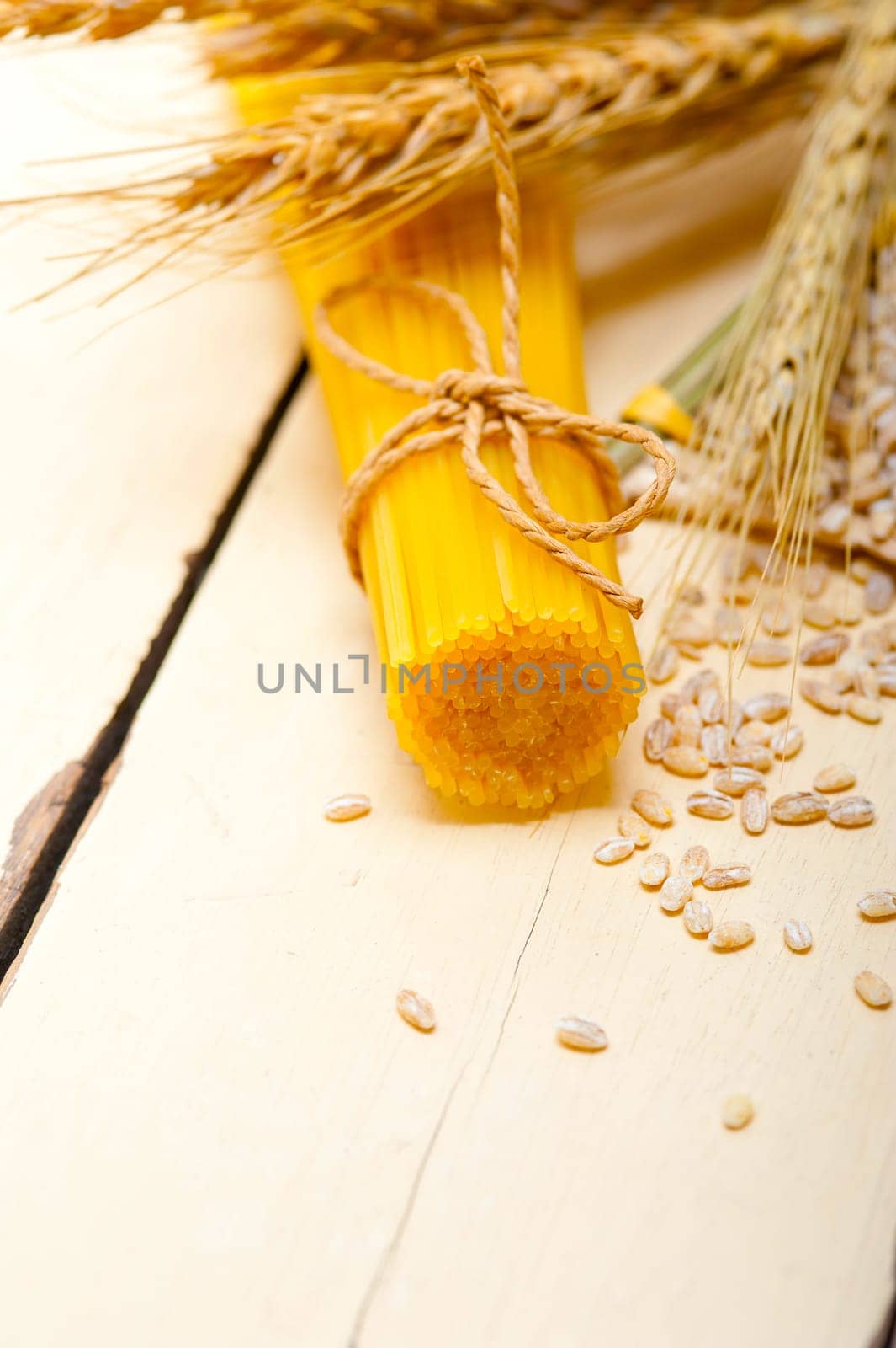 organic Raw italian pasta and durum wheat  by keko64