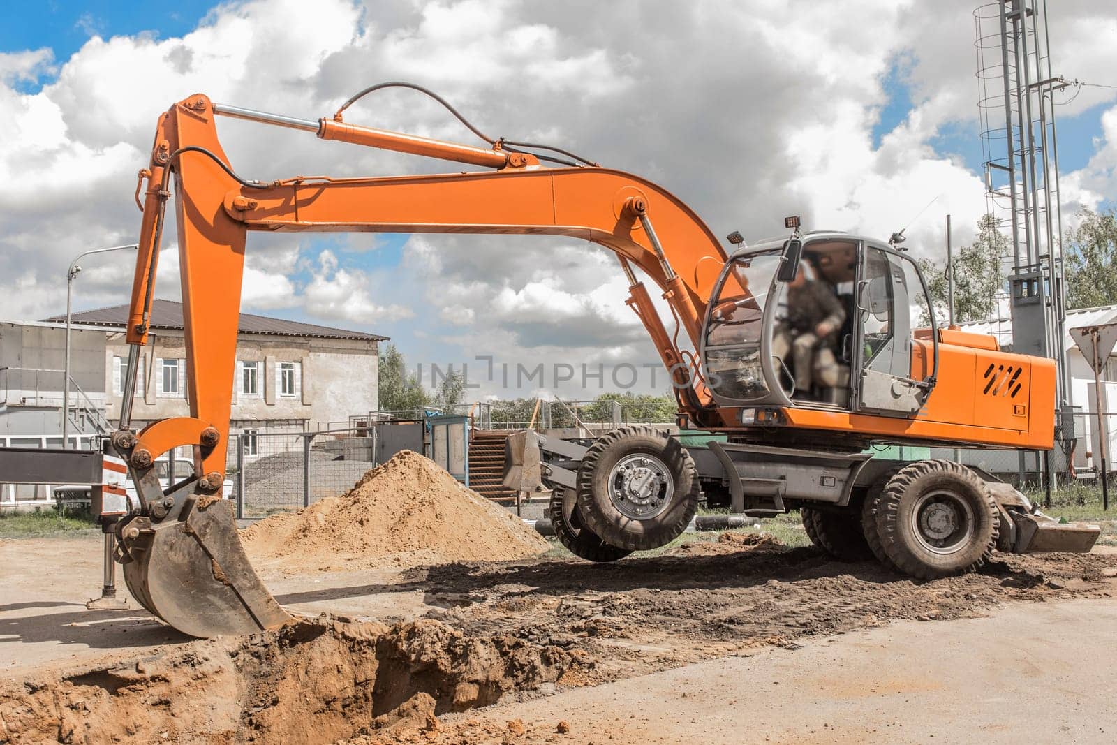Excavator Industrial Heavy Machine Digging Equipment Mechanical Hydraulic Stability Balance Stabilization on Construction Site Work by AYDO8