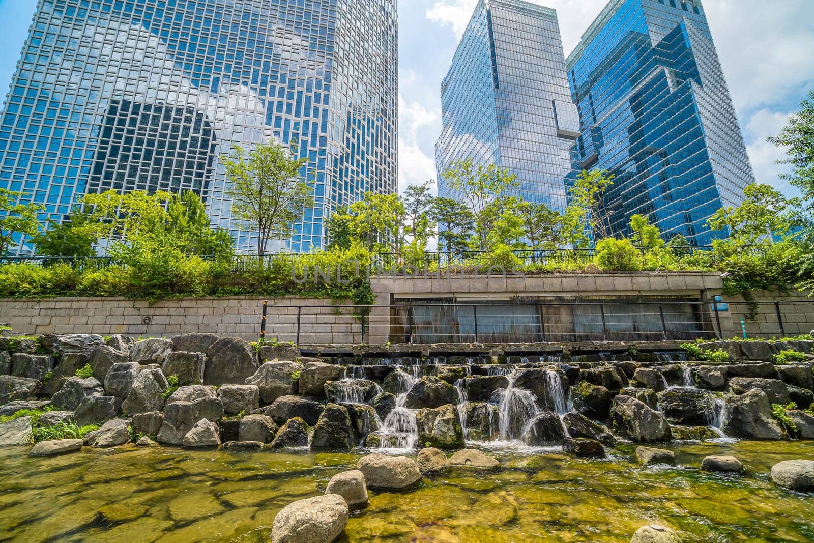 Cheonggyecheon, a modern public recreation space in downtown Seoul by f11photo