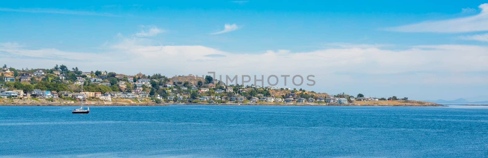 Panoramic view of residential area at waterfront in Victoris city, Canada by Imagenet