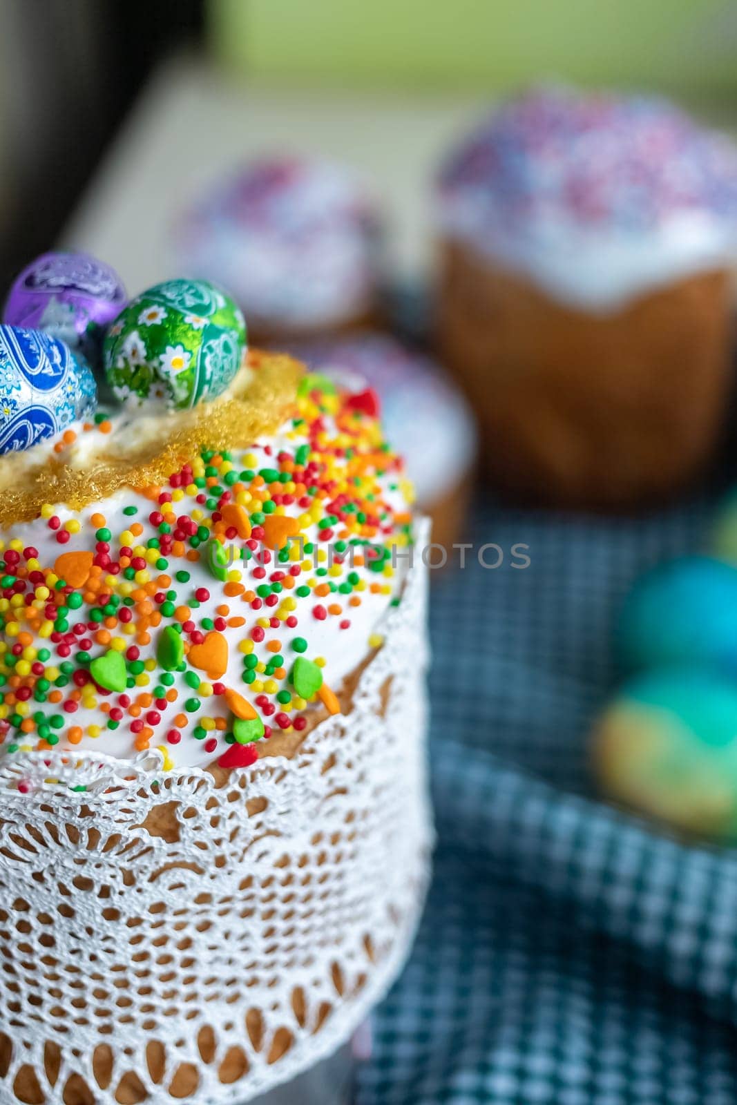 Easter cakes with colorful topping