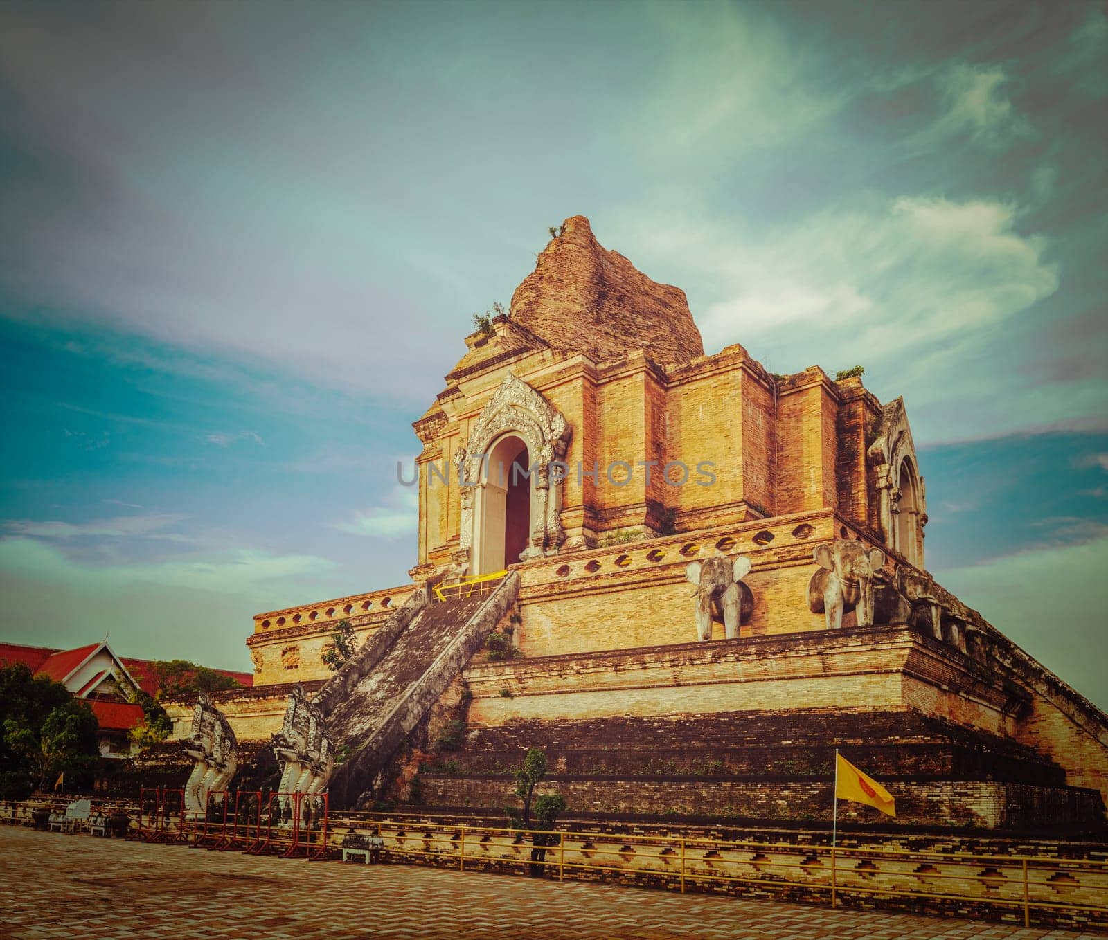 Wat Chedi Luang. Chiang Mai, Thailand by dimol