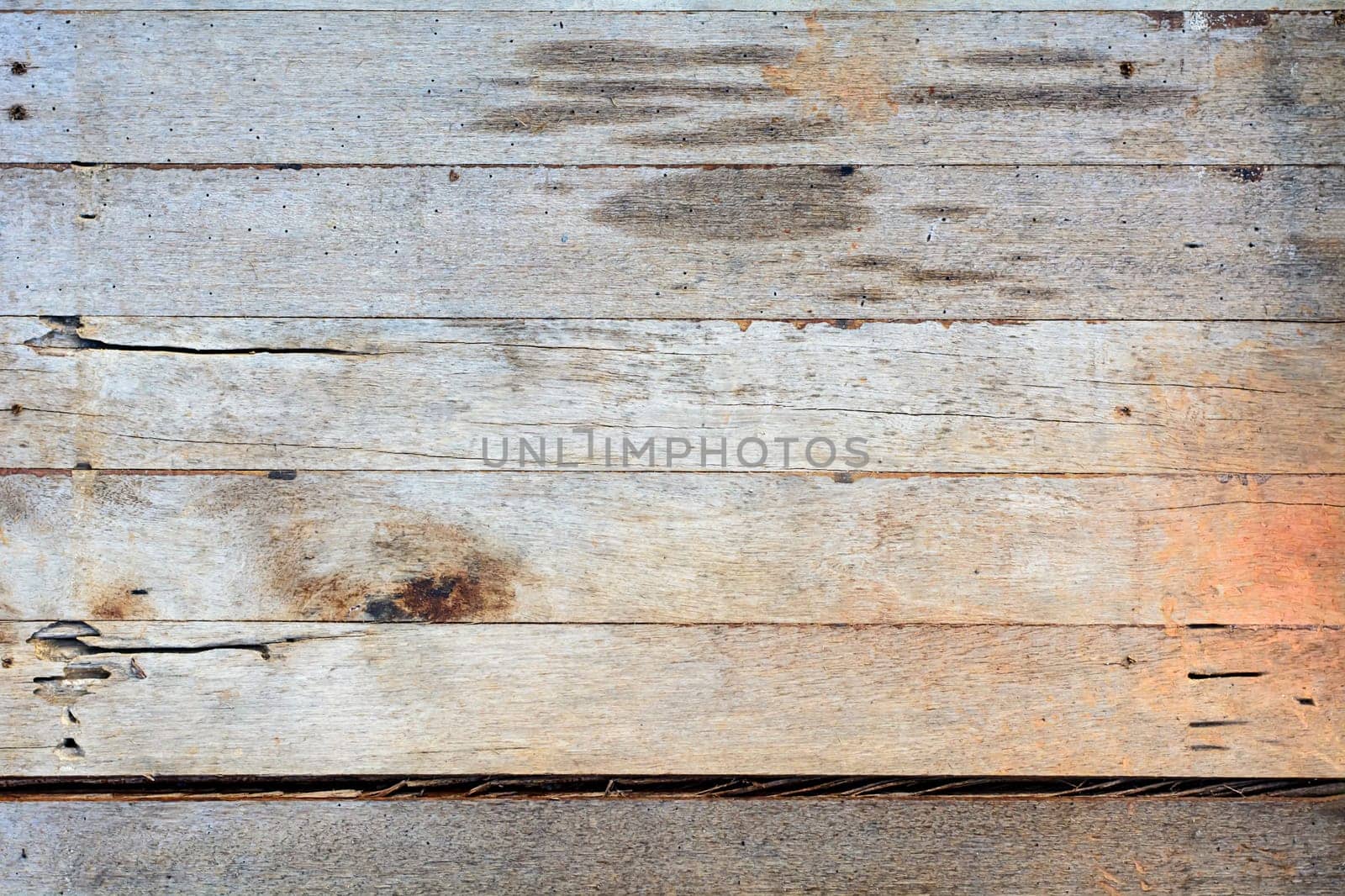 The wood texture is the art work.