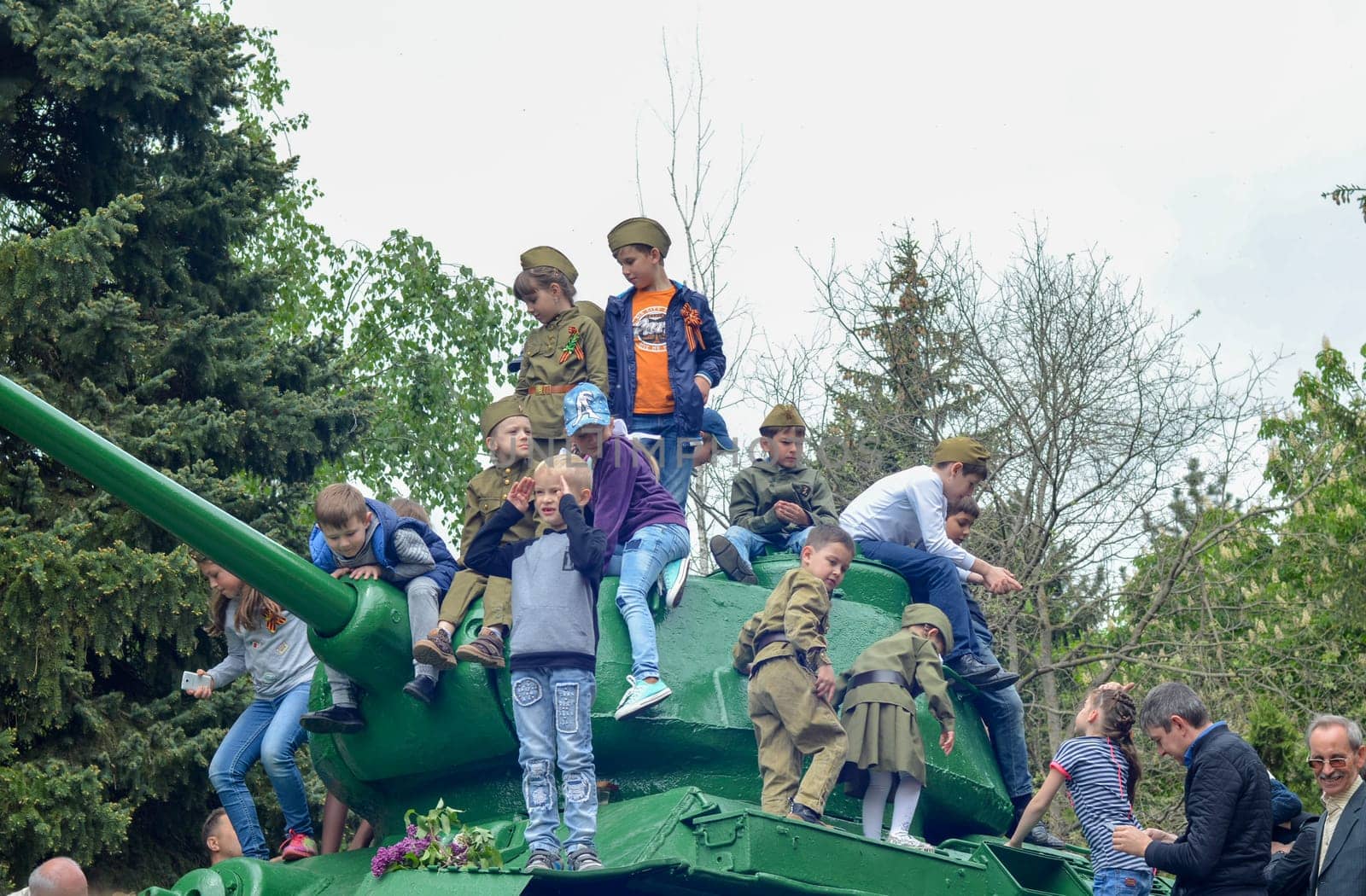 PYATIGORSK, RUSSIA - MAY 09, 2017: Monument of Soviet Russian tank with children on the 9 May by Godi