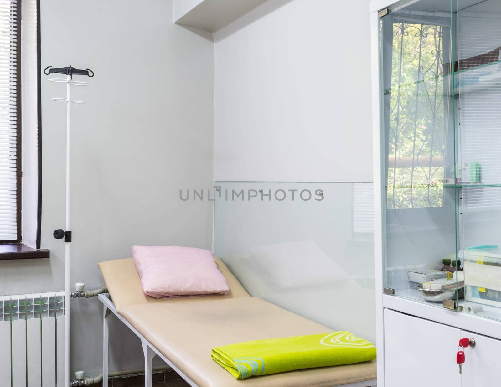 an empty room in a modern clinic