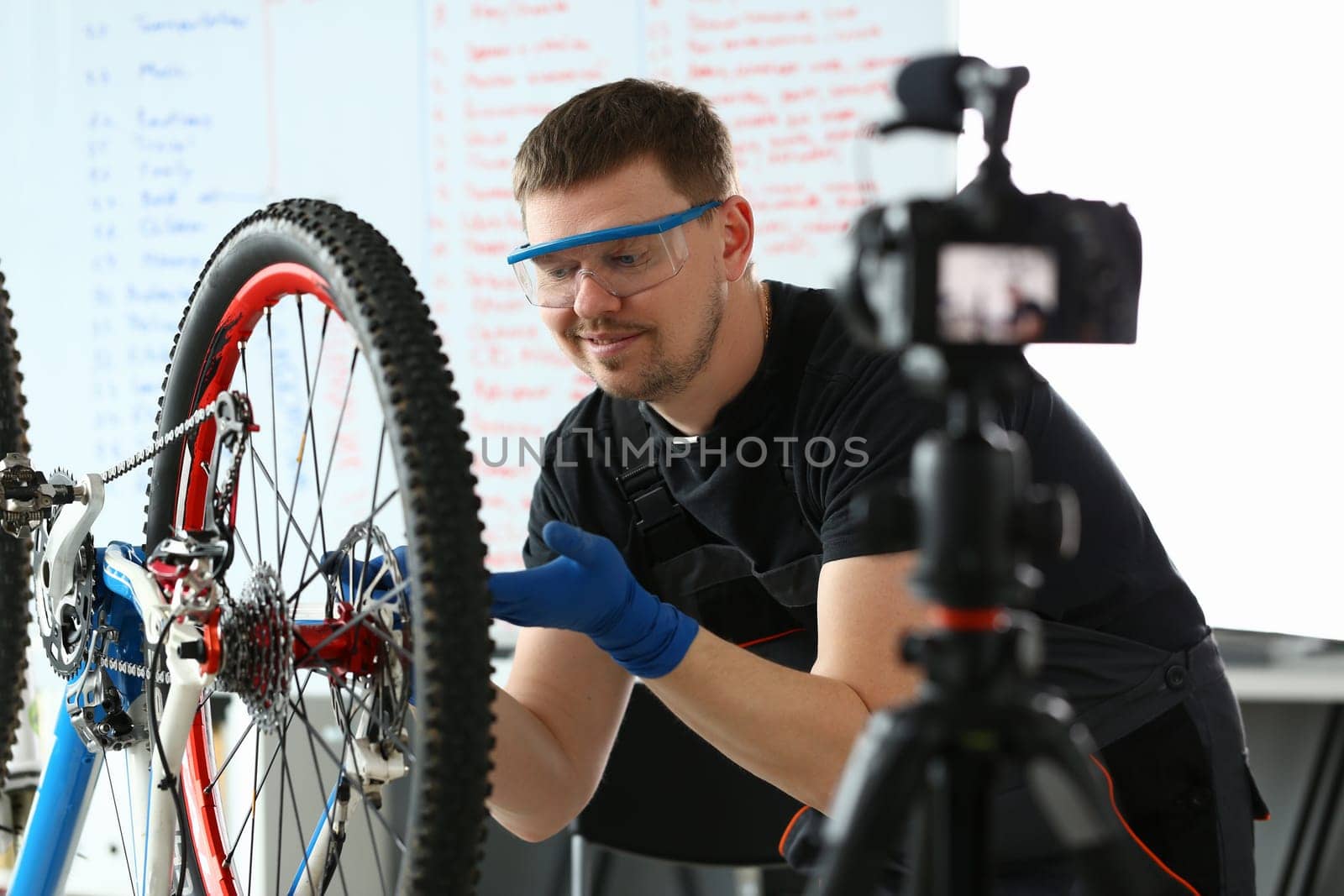 Master blogger takes video maintenance of bicycles repairs and upgrades. Remote bike repair and helpful blog