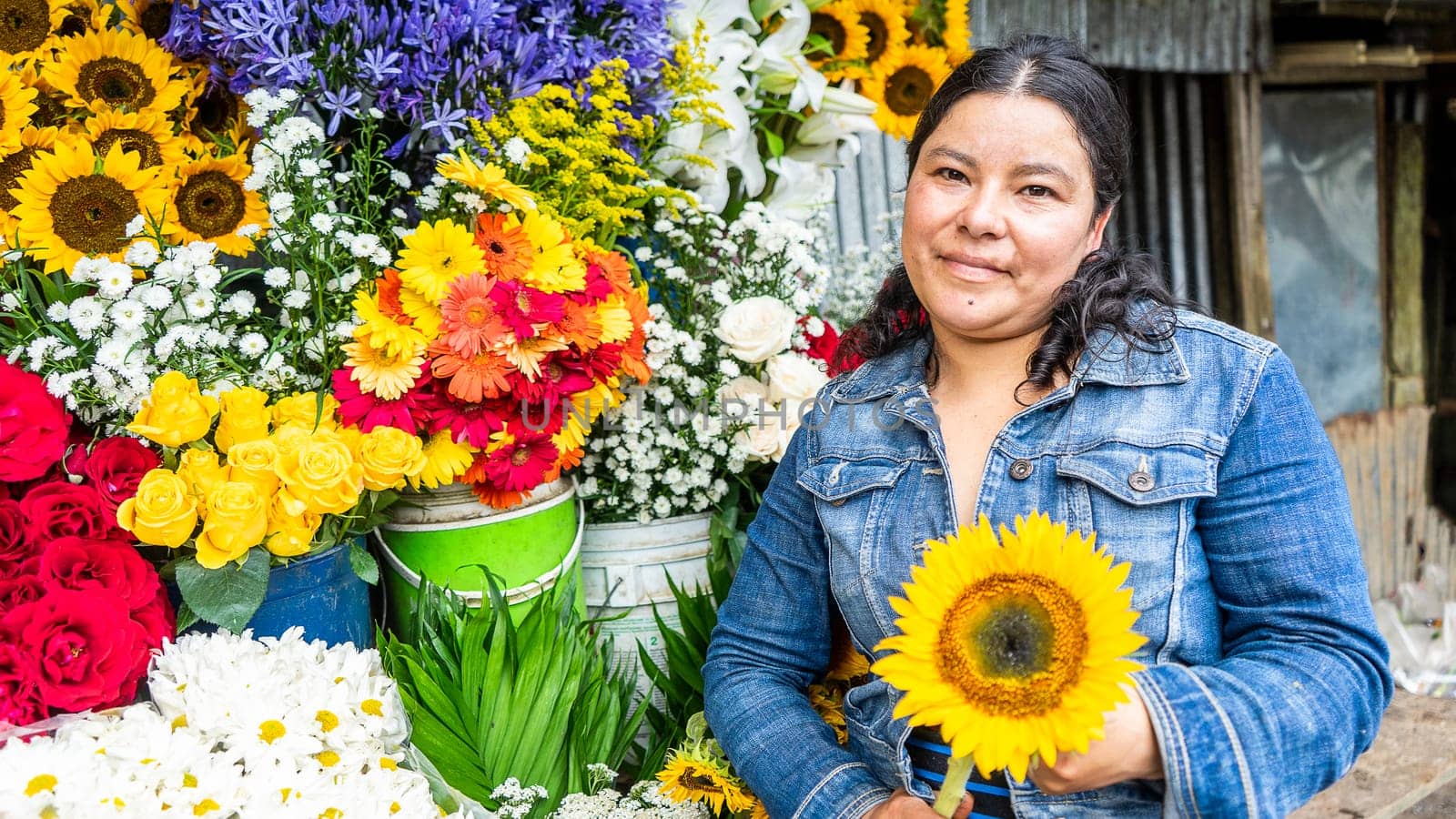 Small flower shop staffed by a woman in Jinotega, Nicaragua, Central America, Latin America
