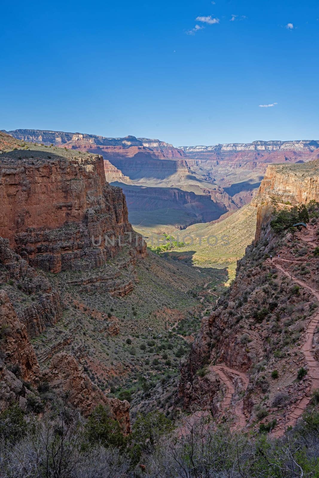 View from the Bright Angel Trail into the Grand Canyon by elxeneize