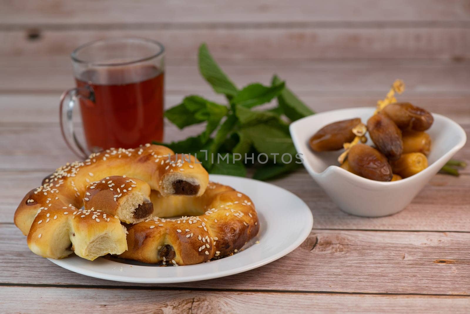 Recipe Maarouk of Aleppo, soft brioche with date paste, High quality photo