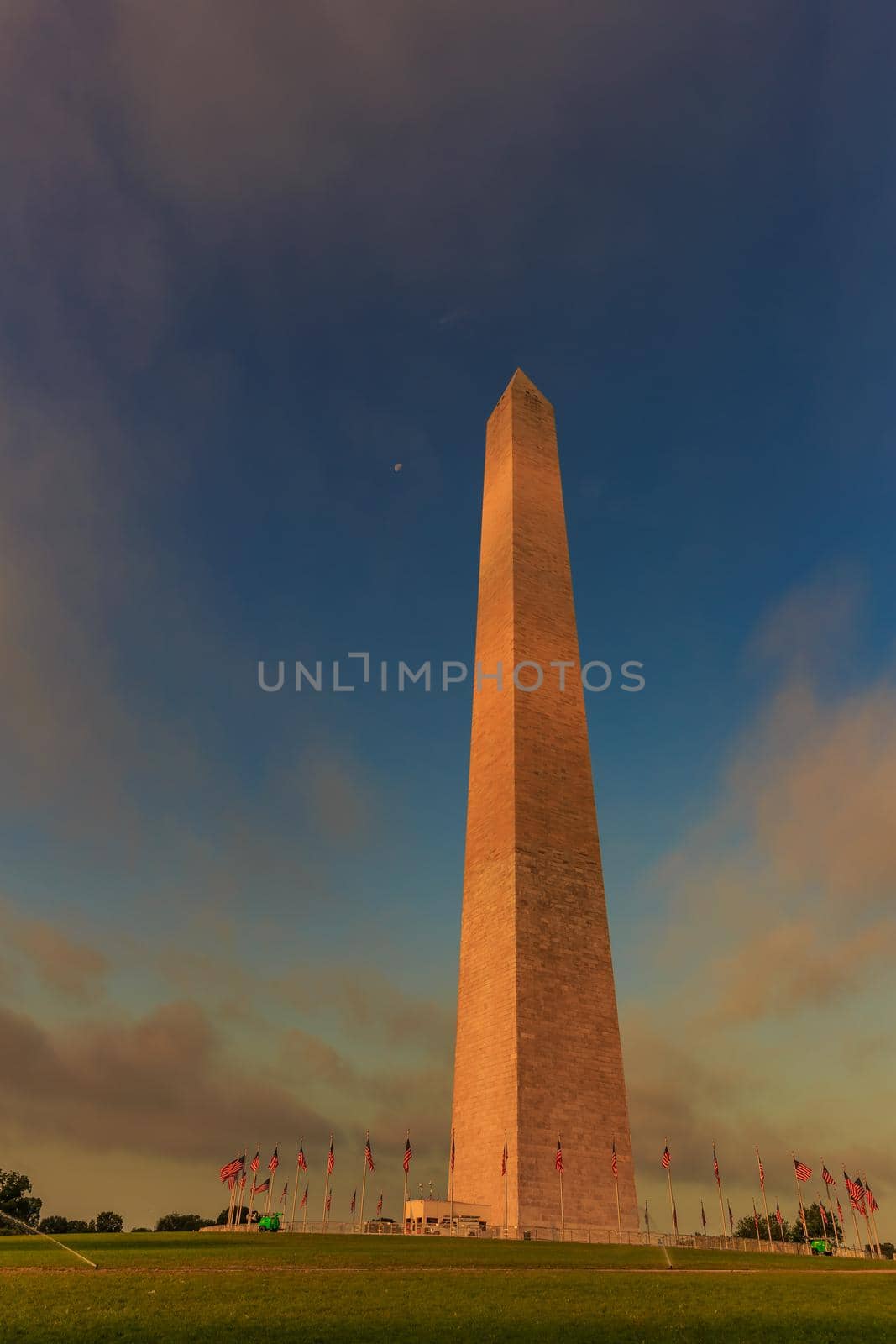 Washington Monument viewed in the early morning.