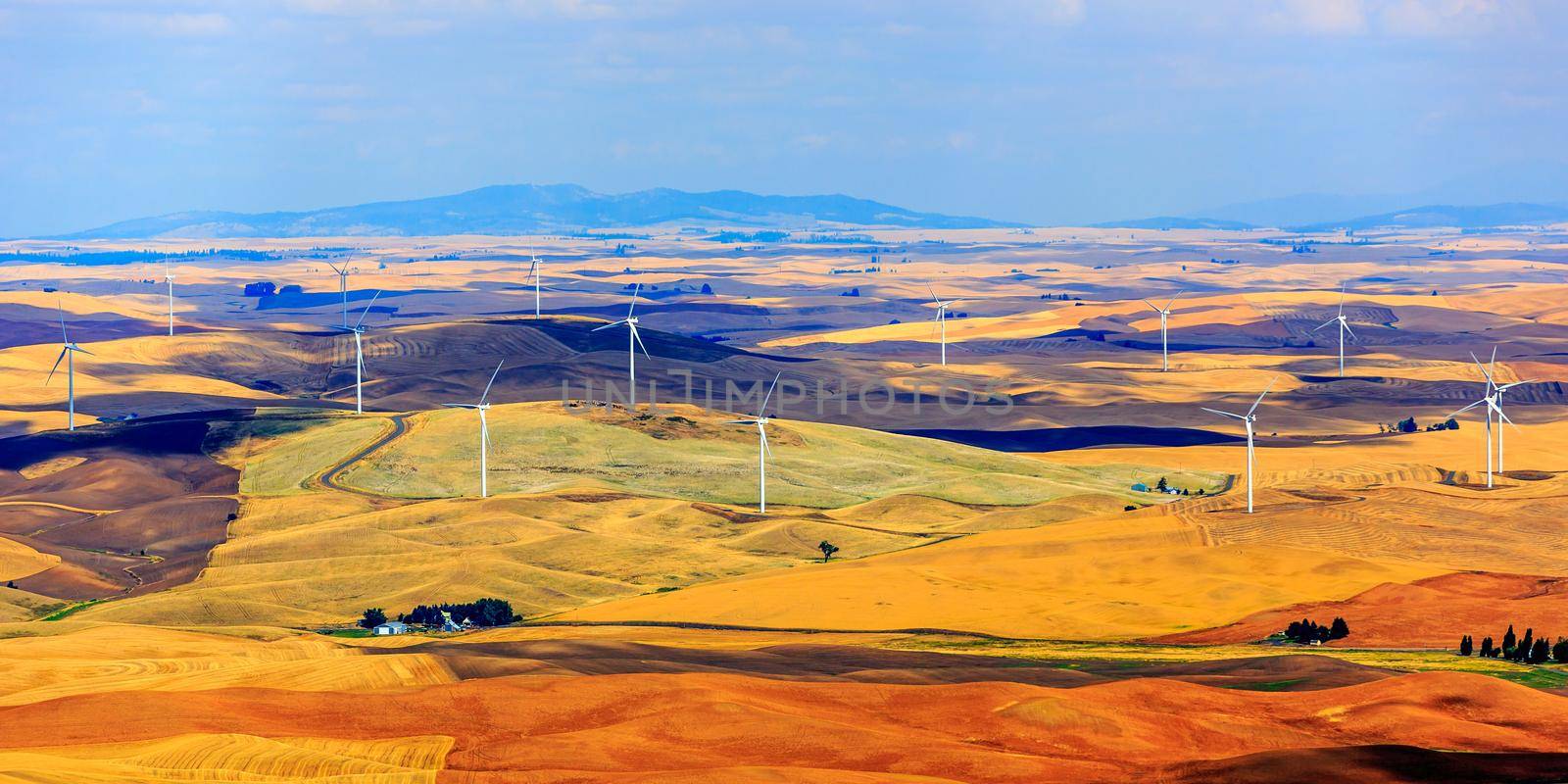 Wind turbines seen from the Steptoe Butte State Park lookout. One of the largest wind farms in the country. Seen in the Palouse area of Eastern Washington state, USA.