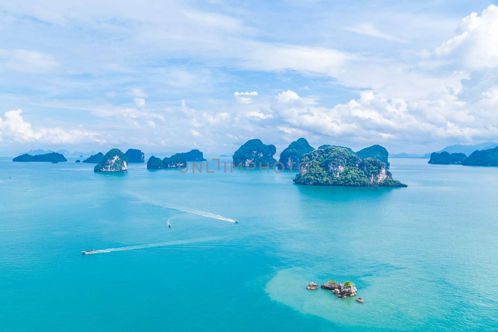 Koh Hong island view point to Beautiful scenery view 360 degree at Krabi province, Thailand.