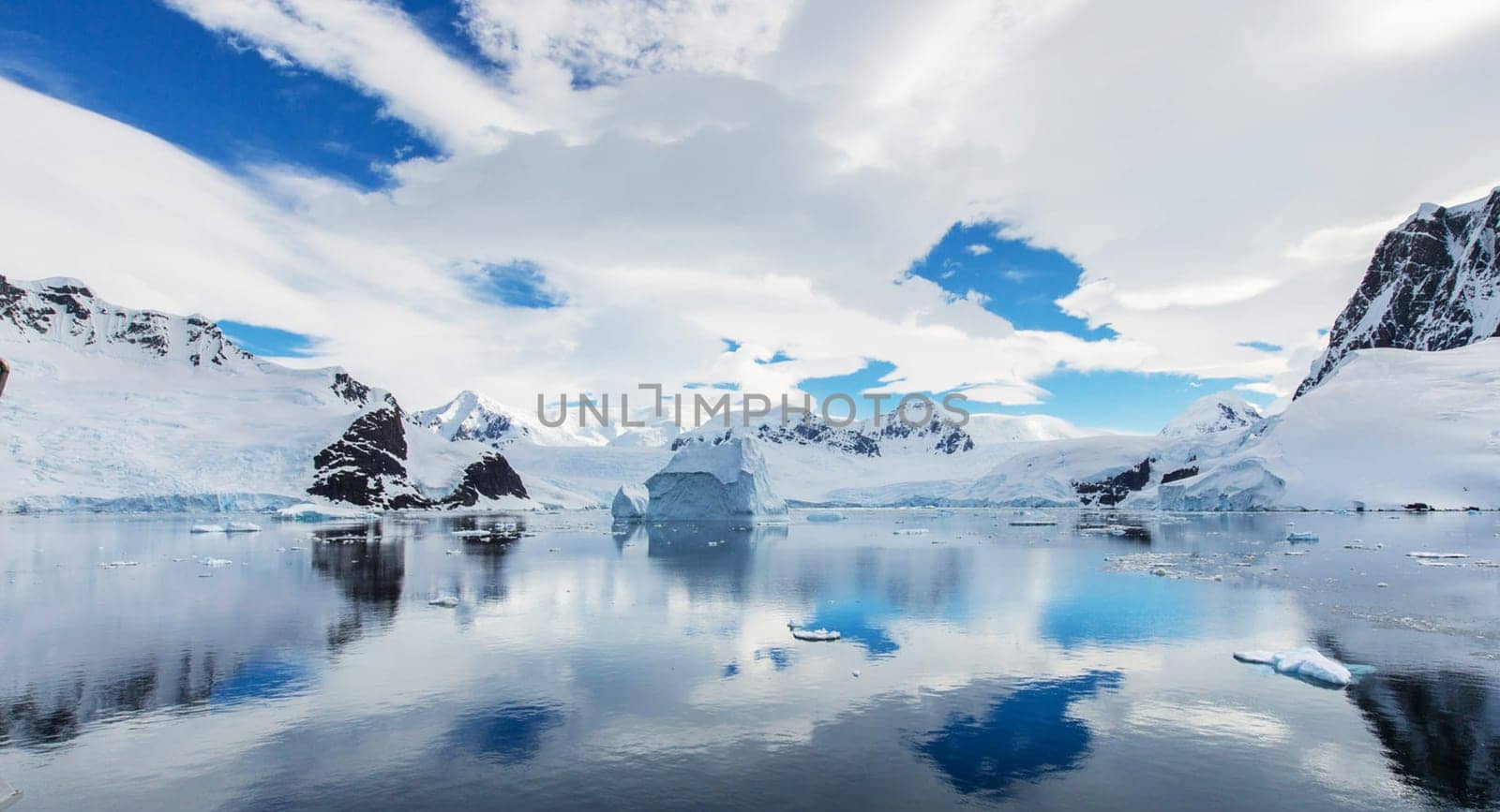 Beautiful Lemaire,Antarctica pictures by TravelSync27