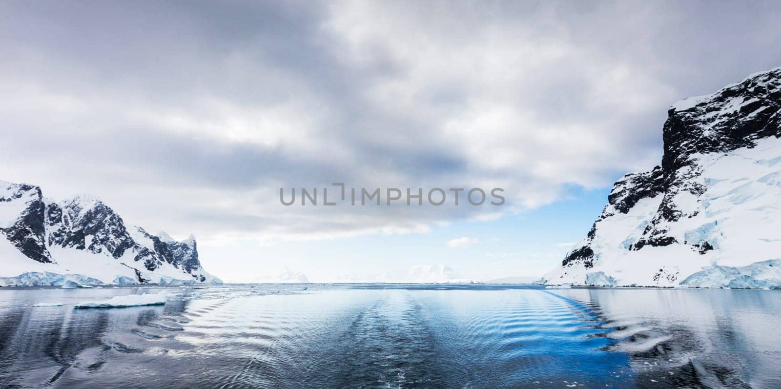 Beautiful Lemaire,Antarctica pictures by TravelSync27