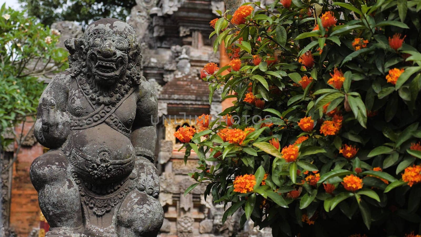Hindu temple with statues of the gods on Bali island, Indonesia. Balinese Hindu Temple, old hindu architecture, Bali Architecture, Ancient design