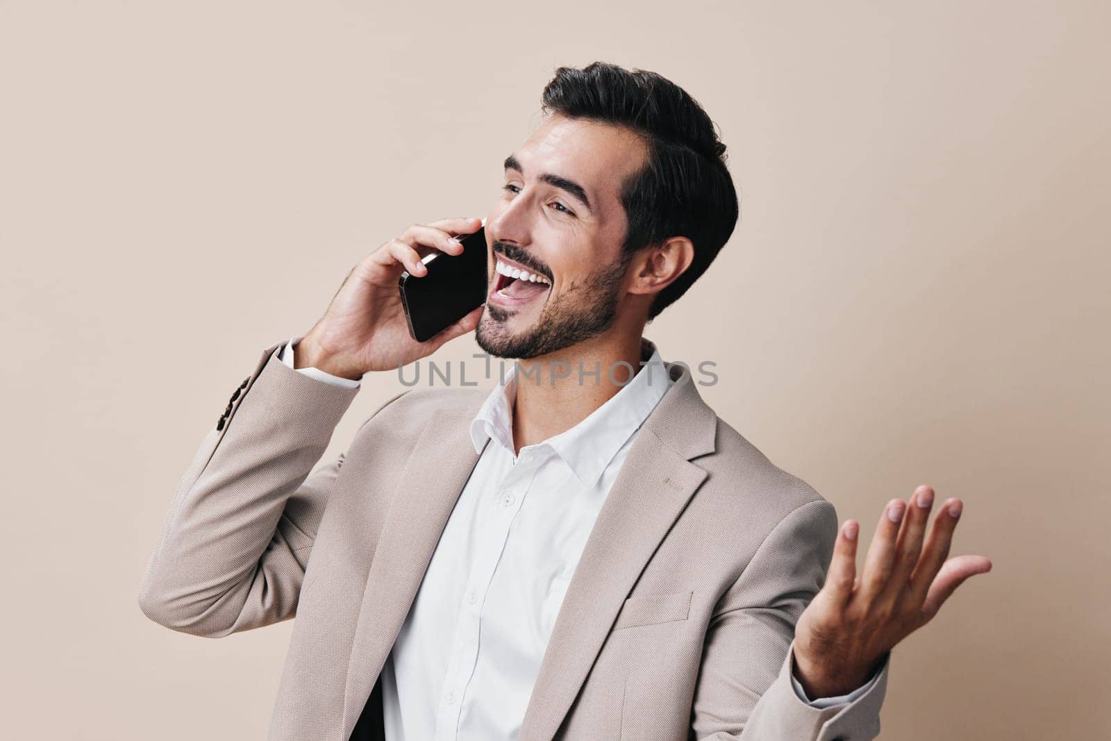 white man space copy call smile connection suit background portrait male cellphone phone handsome smartphone trading person business mobile happy online hold communication