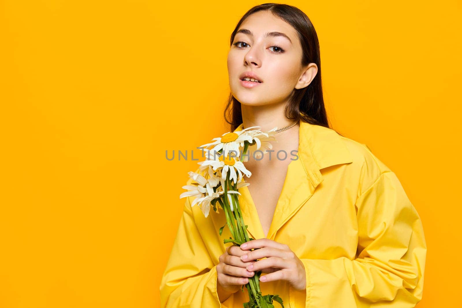 woman person beautiful brunette love summer girl young woman model yellow pretty chamomile day happiness smile health flower studio beauty positive portrait
