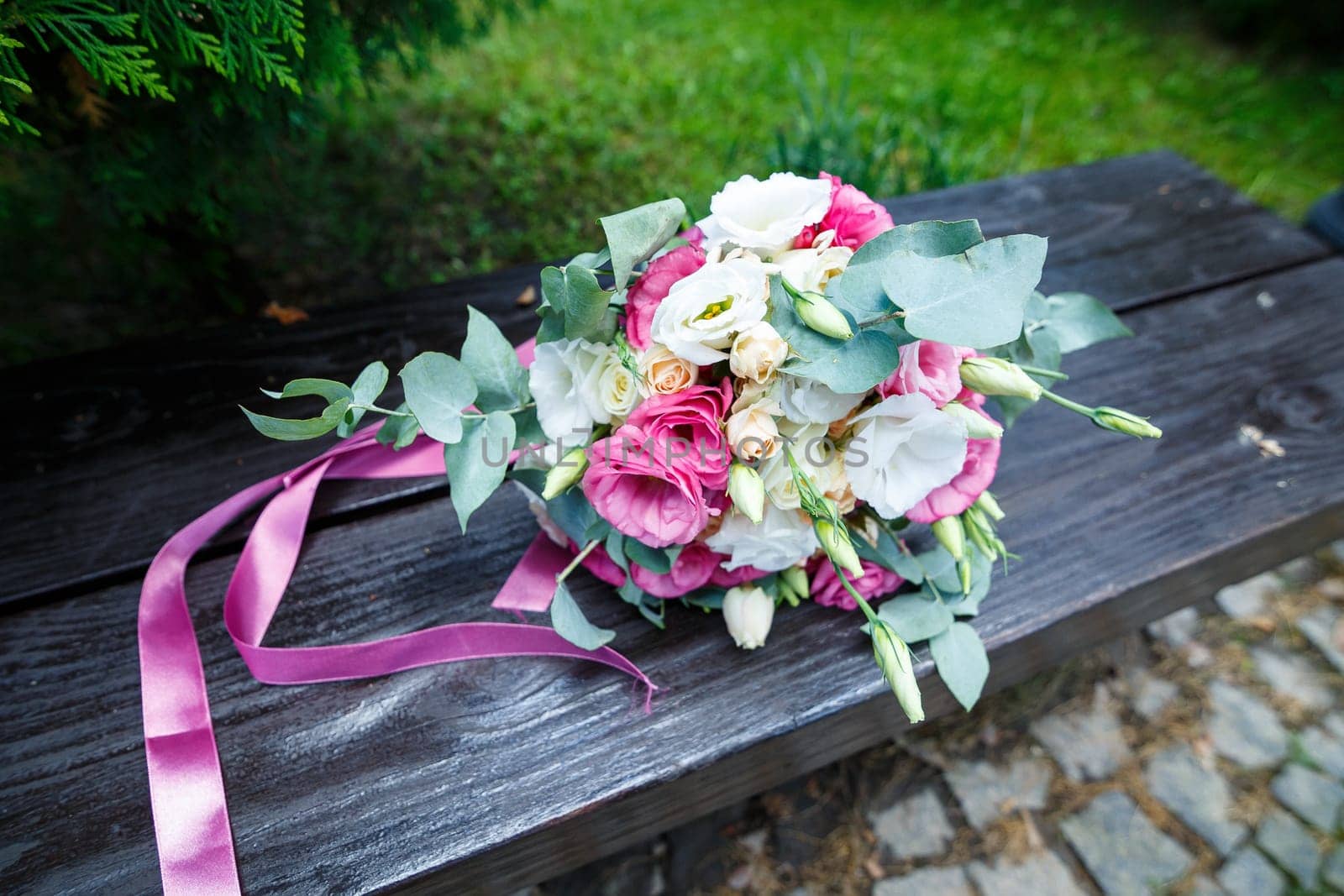 beautiful wedding bouquet for the bride