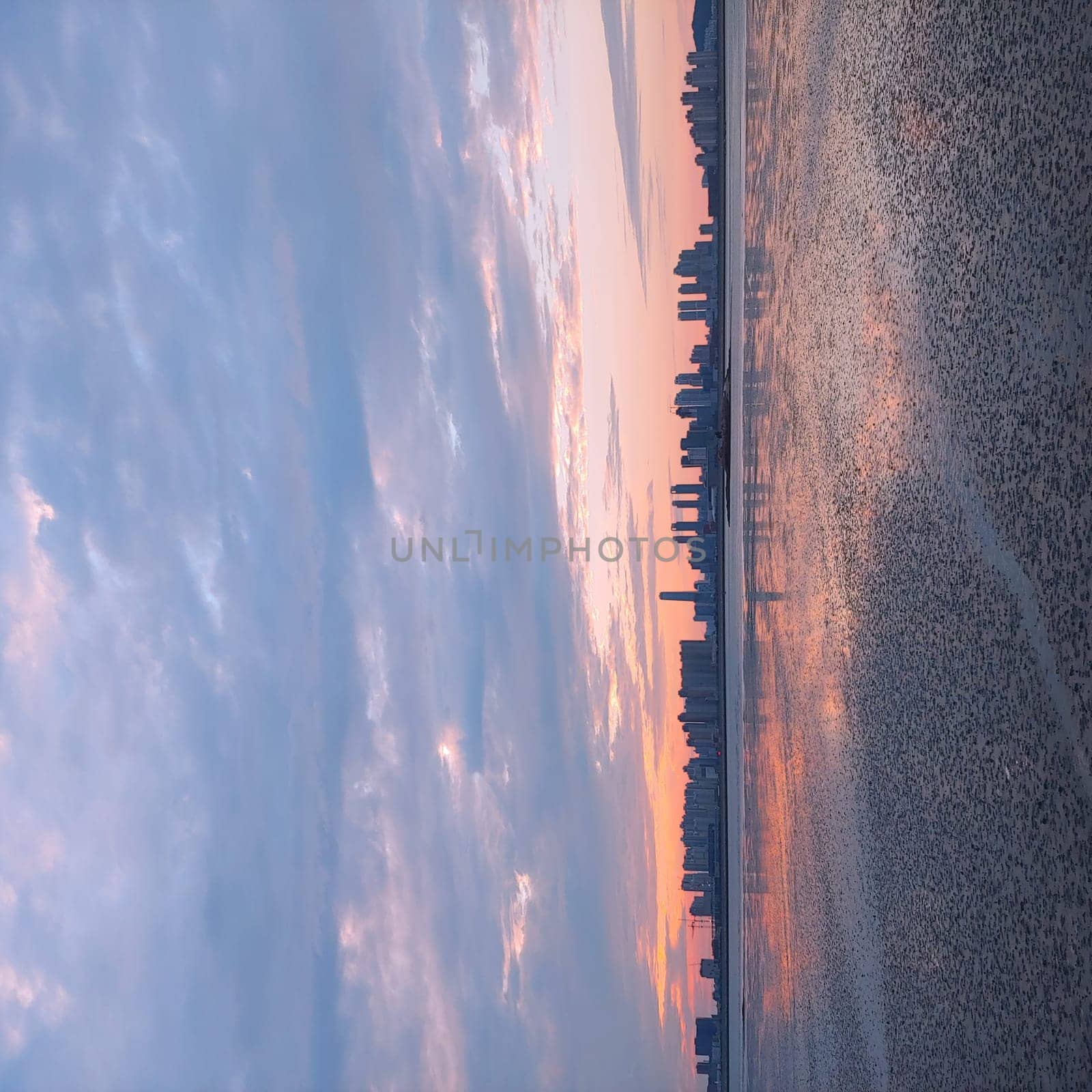 cloud,daytime,evening,horizon,morning,river,sea,shore,sky,water