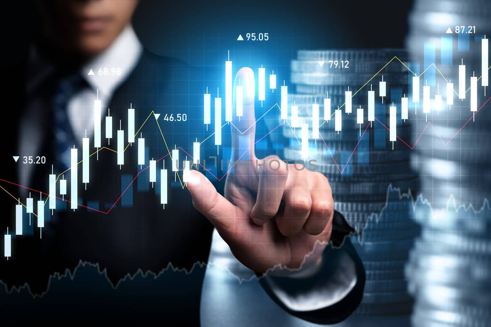 Businessman analyst working with digital finance business data graph showing technology of investment strategy for perceptive financial business decision. Digital economic analysis technology concept.