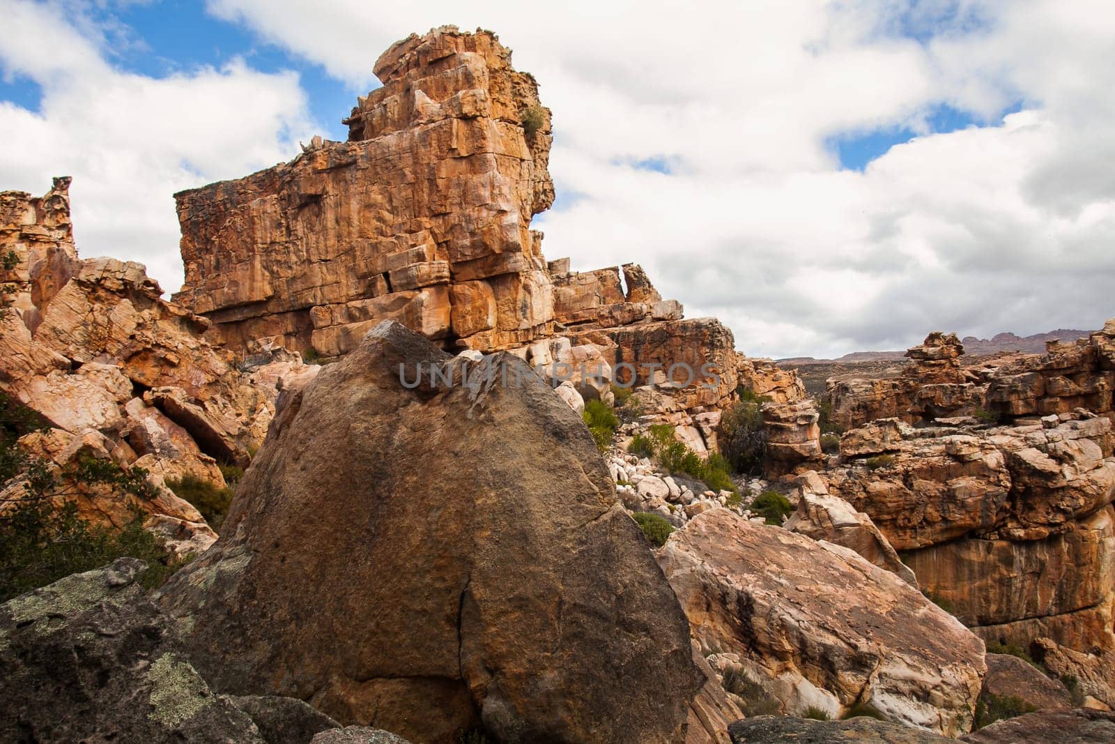 Cederberg Rock Formations 12880 by kobus_peche