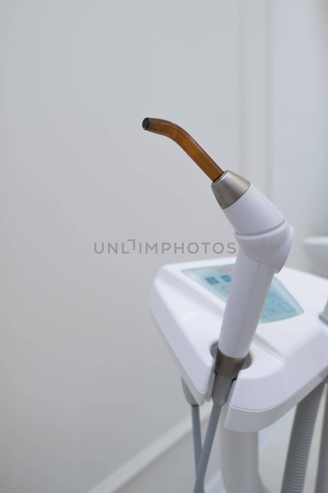 Dental UV curing lamp for polymerization of dental materials by danjelaruci